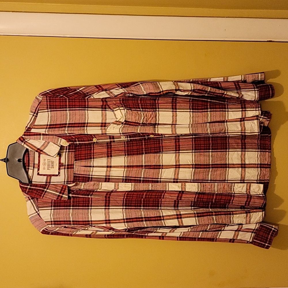 4 Shirts - Picture 3 of 4
